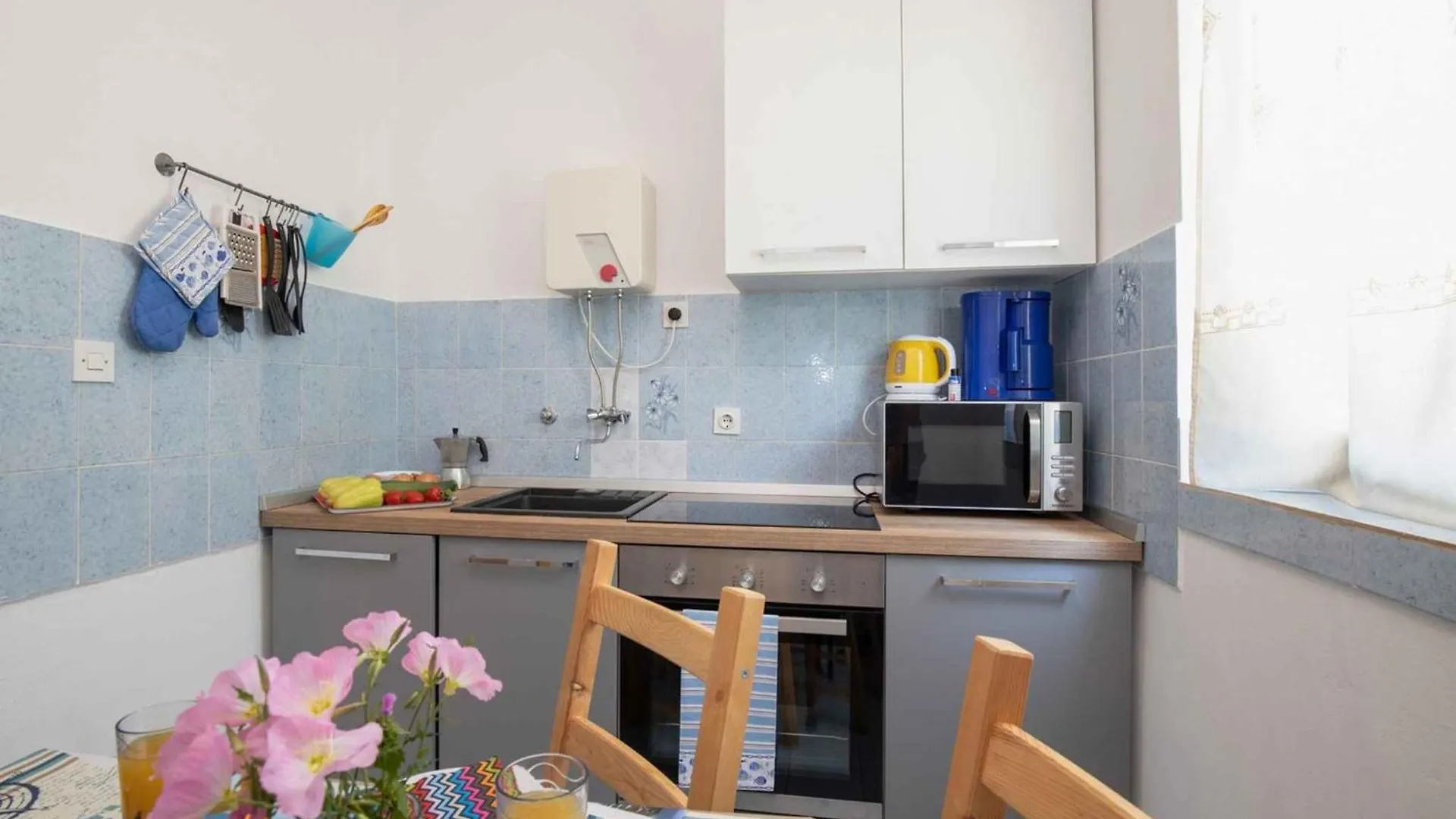 Apartments In Vantacici - Insel Krk 42223 Croatia