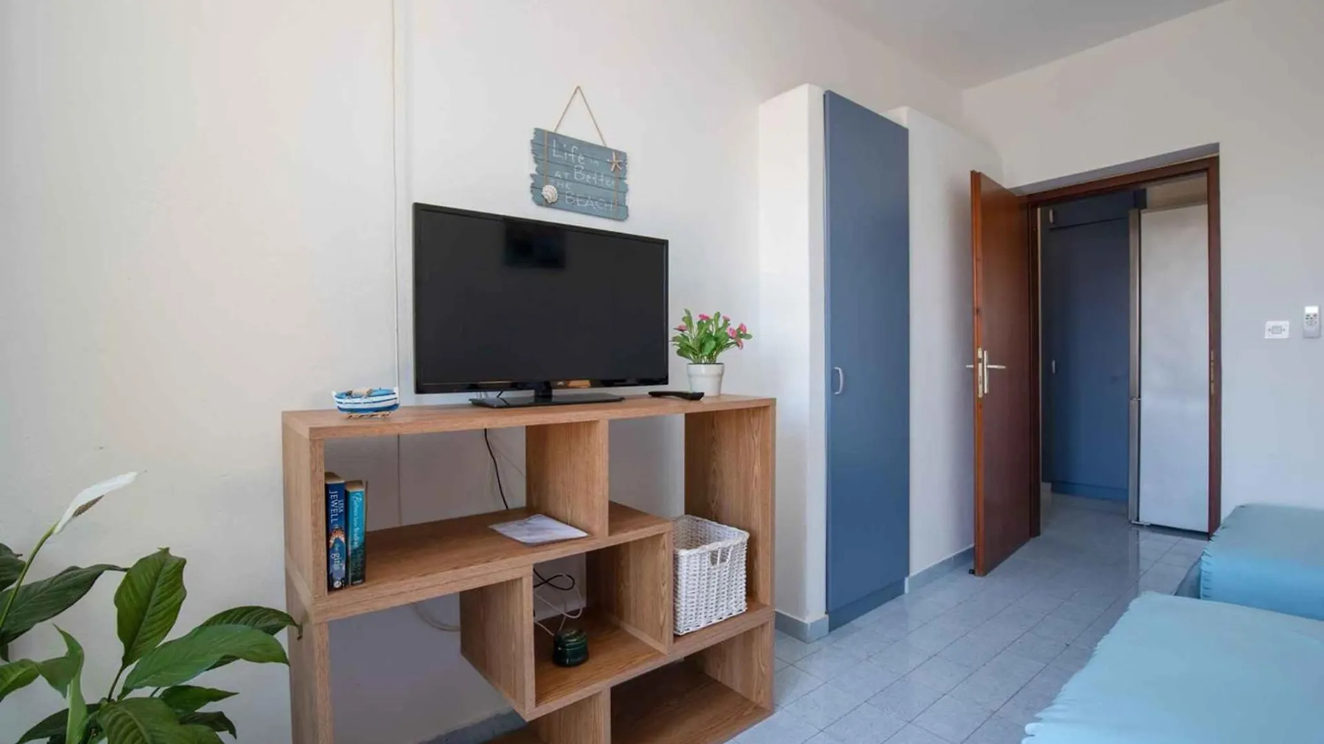 Apartments In Vantacici - Insel Krk 42223 Croatia